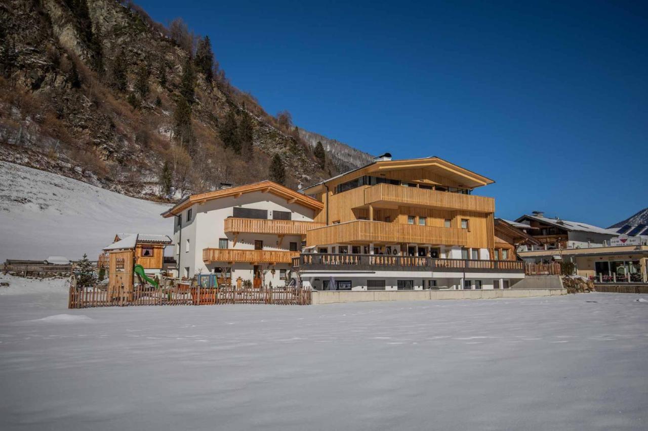 Ferienwohnung Gästehaus Haus Barbara Neustift im Stubaital Exterior foto